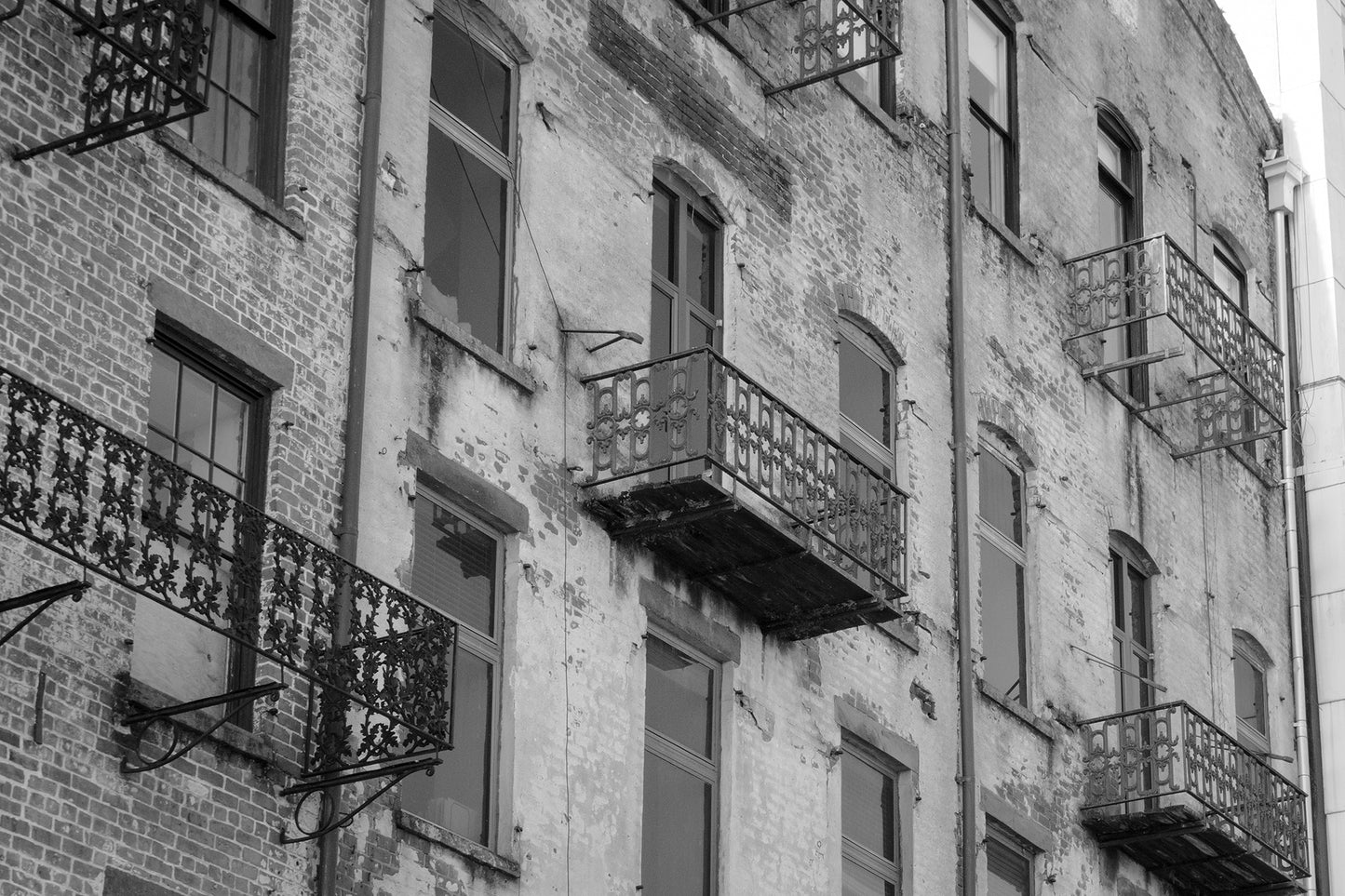 Architectural / Industrial / Cityscape Abstract Decor Old Iron Balcony River Street Savannah Ga 3 Loose Wall Art Print