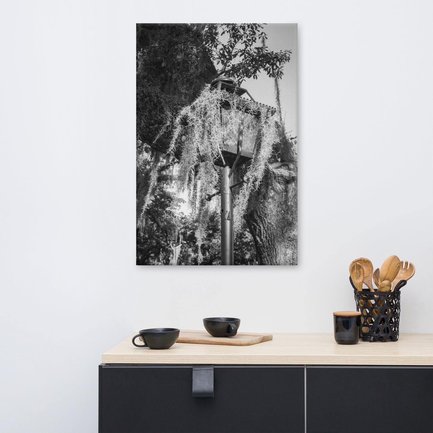Wrought Iron Lamp Post and Spanish Moss Savannah Ga Canvas Wall Art Prints
