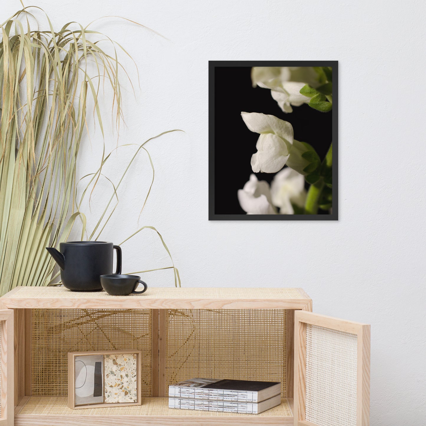 Single Snapdragon Bloom Floral Nature Photo Framed Wall Art Print