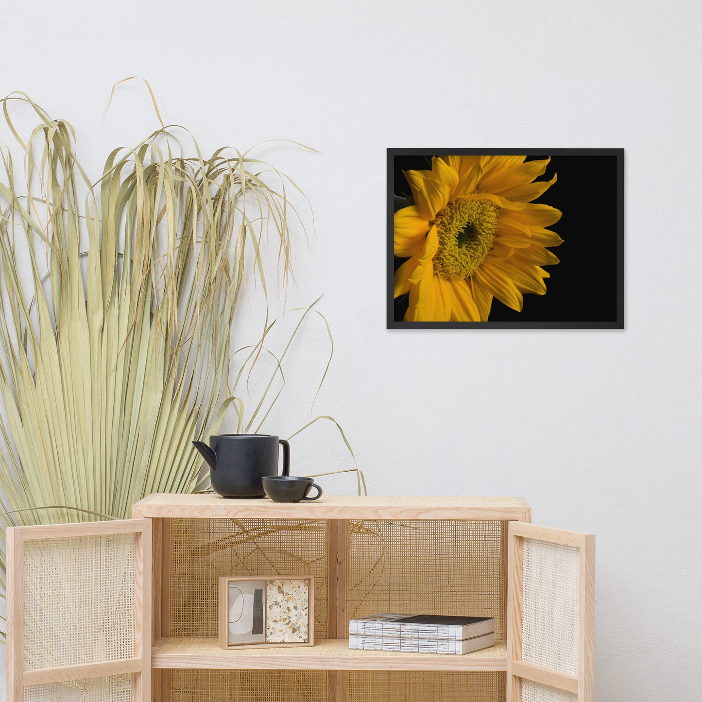 Sunflower from Left Floral Nature Photo Framed Wall Art Print