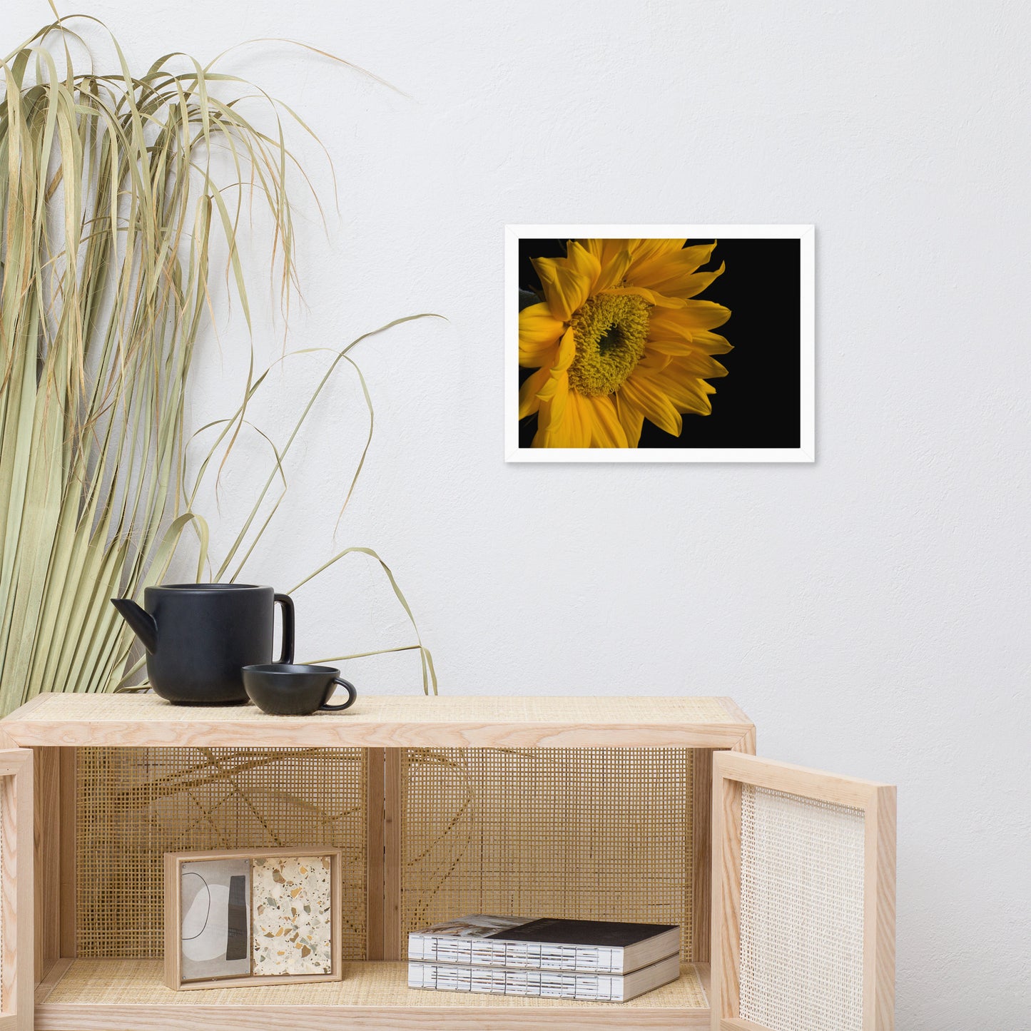 Sunflower from Left Floral Nature Photo Framed Wall Art Print
