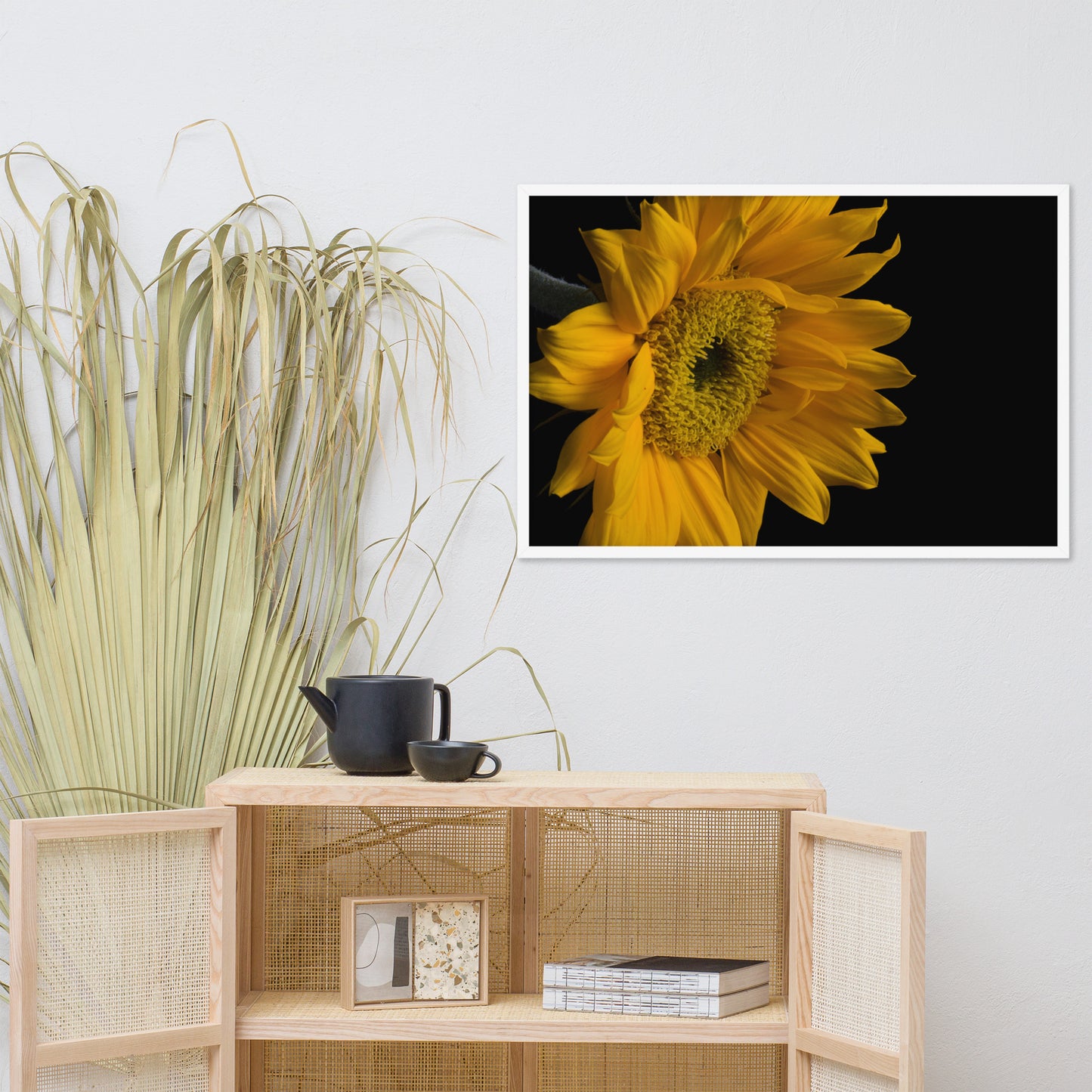 Sunflower from Left Floral Nature Photo Framed Wall Art Print