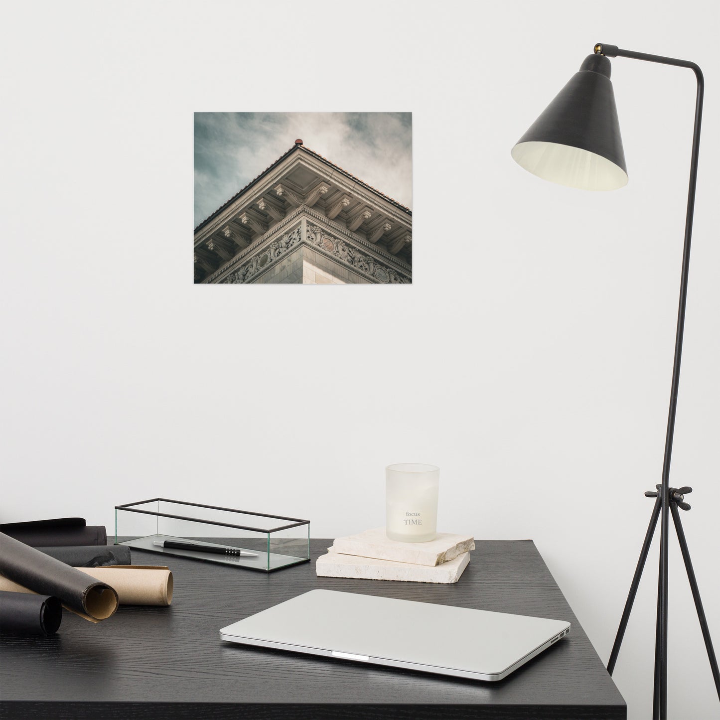 Roof Line of Tomochichi Federal Building Savannah Ga Loose Wall Art Print