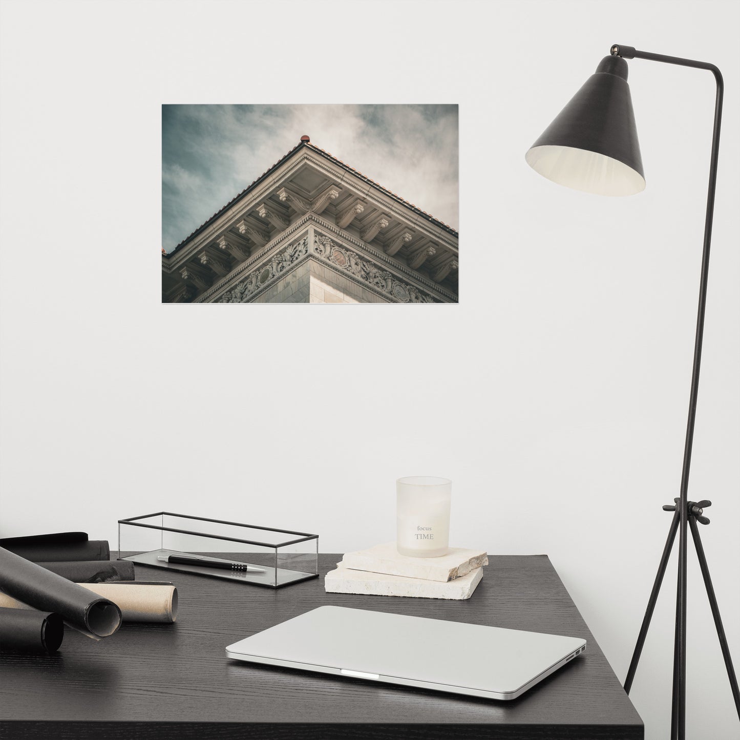 Roof Line of Tomochichi Federal Building Savannah Ga Loose Wall Art Print