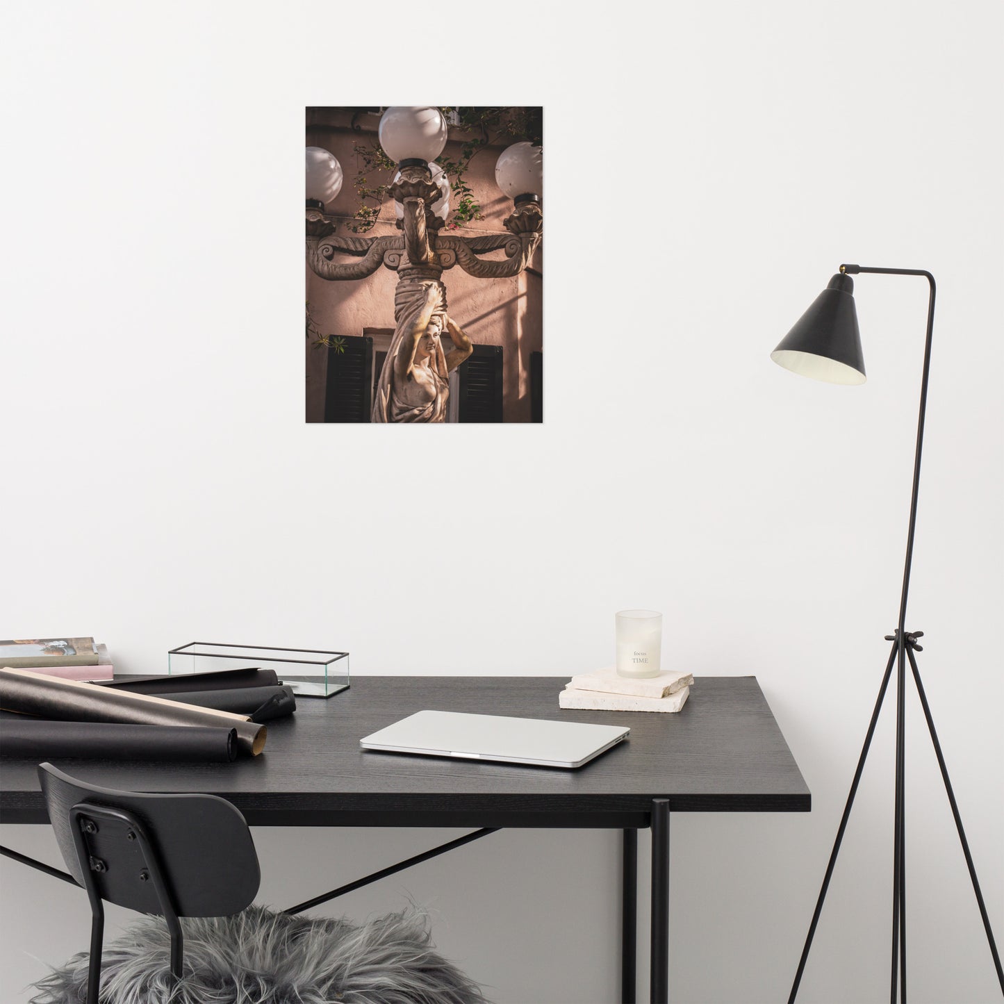 Goddess Statue Lamp Post Savannah Ga Loose Wall Art Print