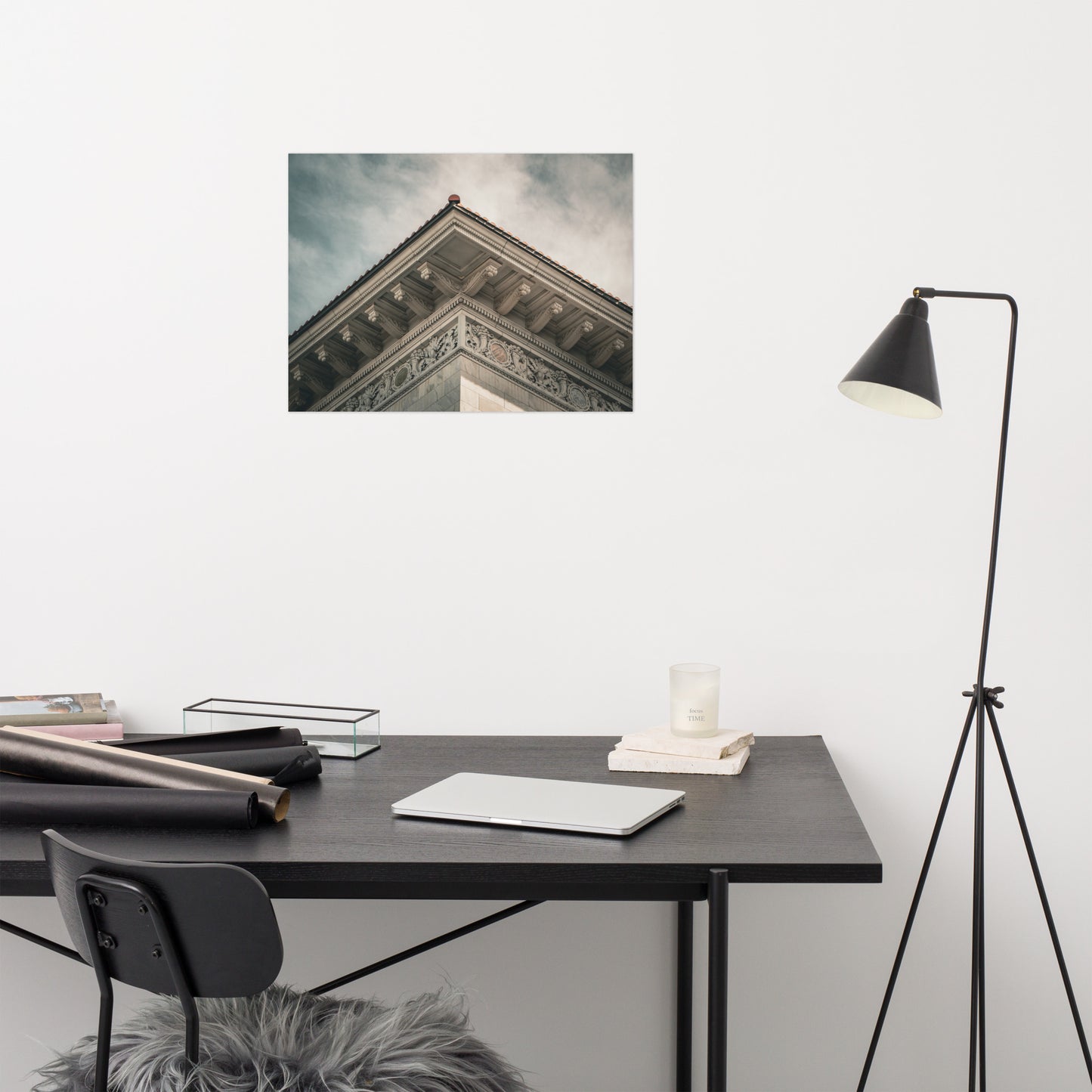 Roof Line of Tomochichi Federal Building Savannah Ga Loose Wall Art Print