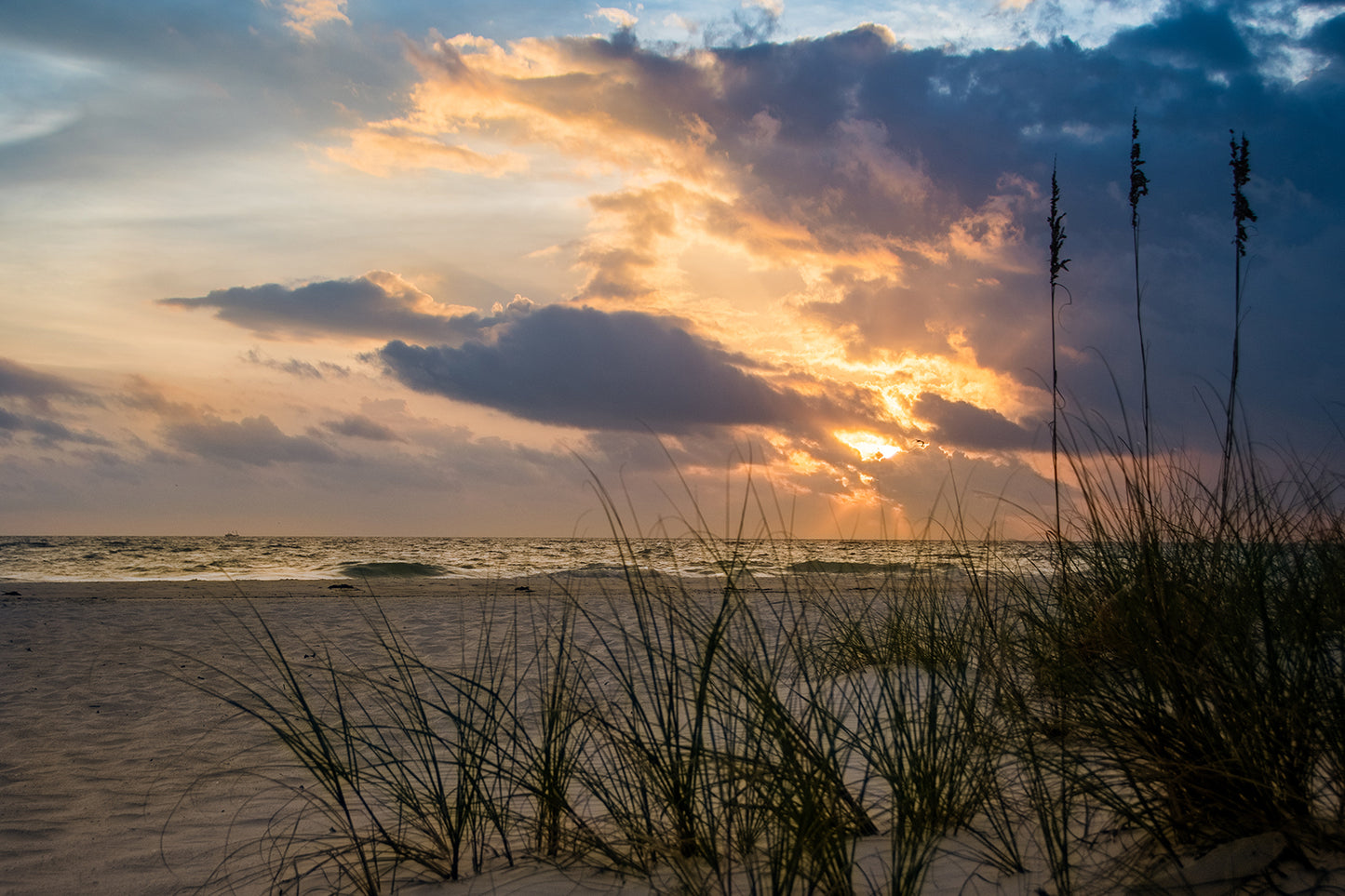 Art Prints Printable: Anna Maria Island Cloudy Beach Sunset 2 Landscape Photo DIY Wall Decor Instant Download Print - Printable - PIPAFINEART