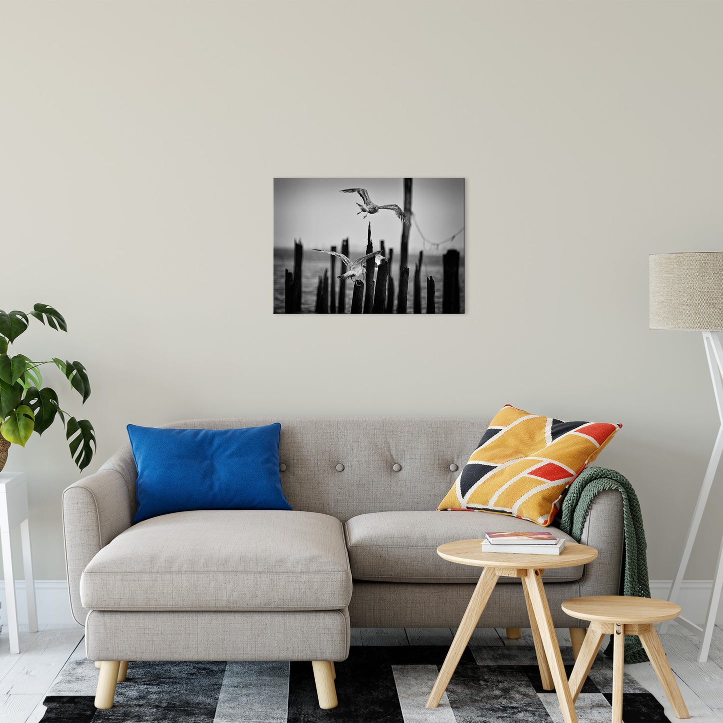 Flying Sea Gull in Black and White Animal / Wildlife Photograph Fine Art Canvas & Unframed Wall Art Prints 20" x 30" / Canvas Fine Art - PIPAFINEART