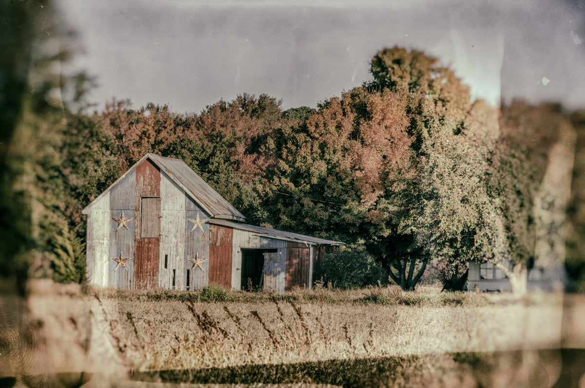 Patriotic Weathered Barn in Field Glass Plate Effect Fine Art Canvas Wall Art Prints - PIPAFINEART