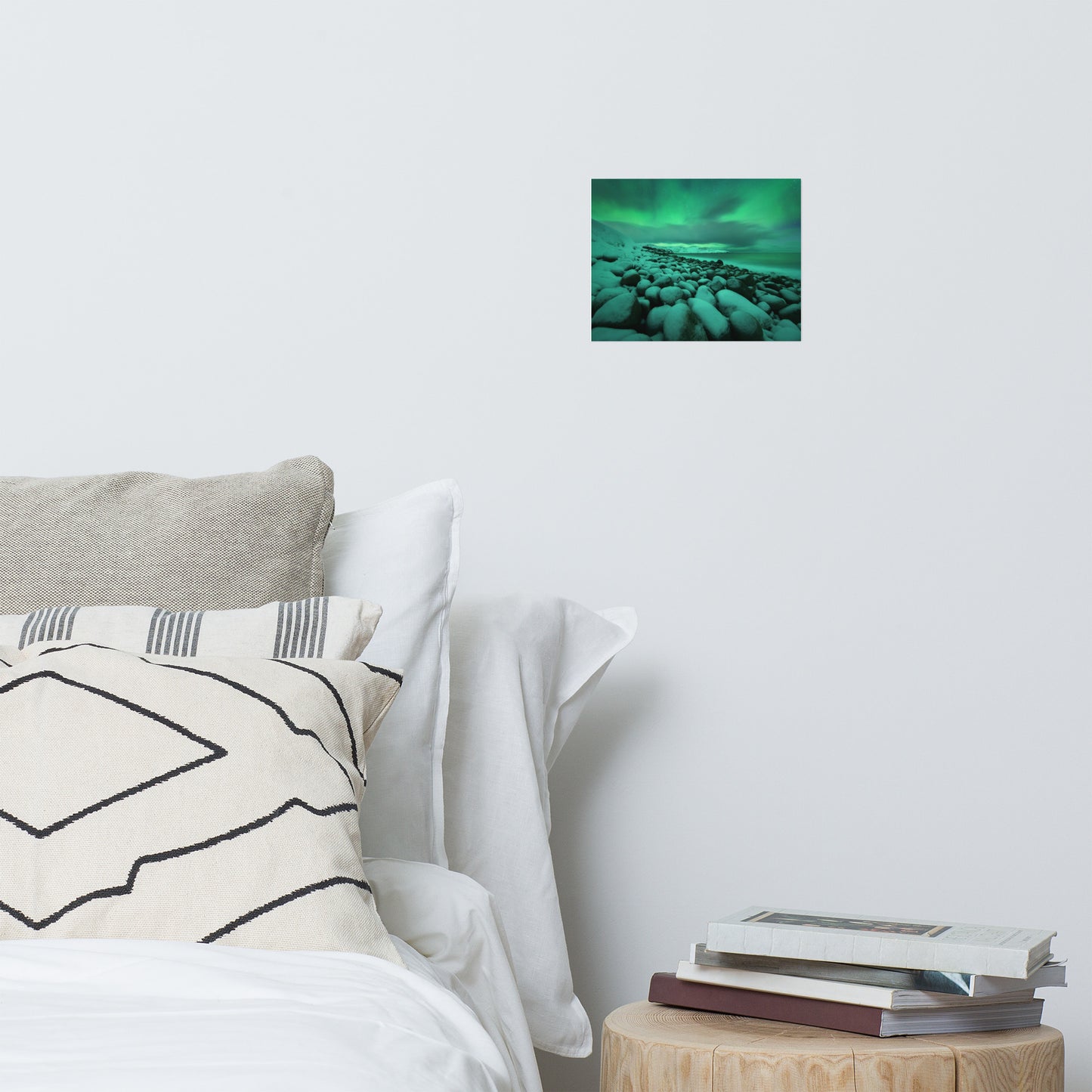 Bedroom Decor Above Bed: Aurora Borealis Over Ocean in Teriberka Night - Northern Lights - Seascape - Rural / Country Style Landscape / Nature Loose / Unframed / Frameless / Frameable Photograph Wall Art Print - Artwork