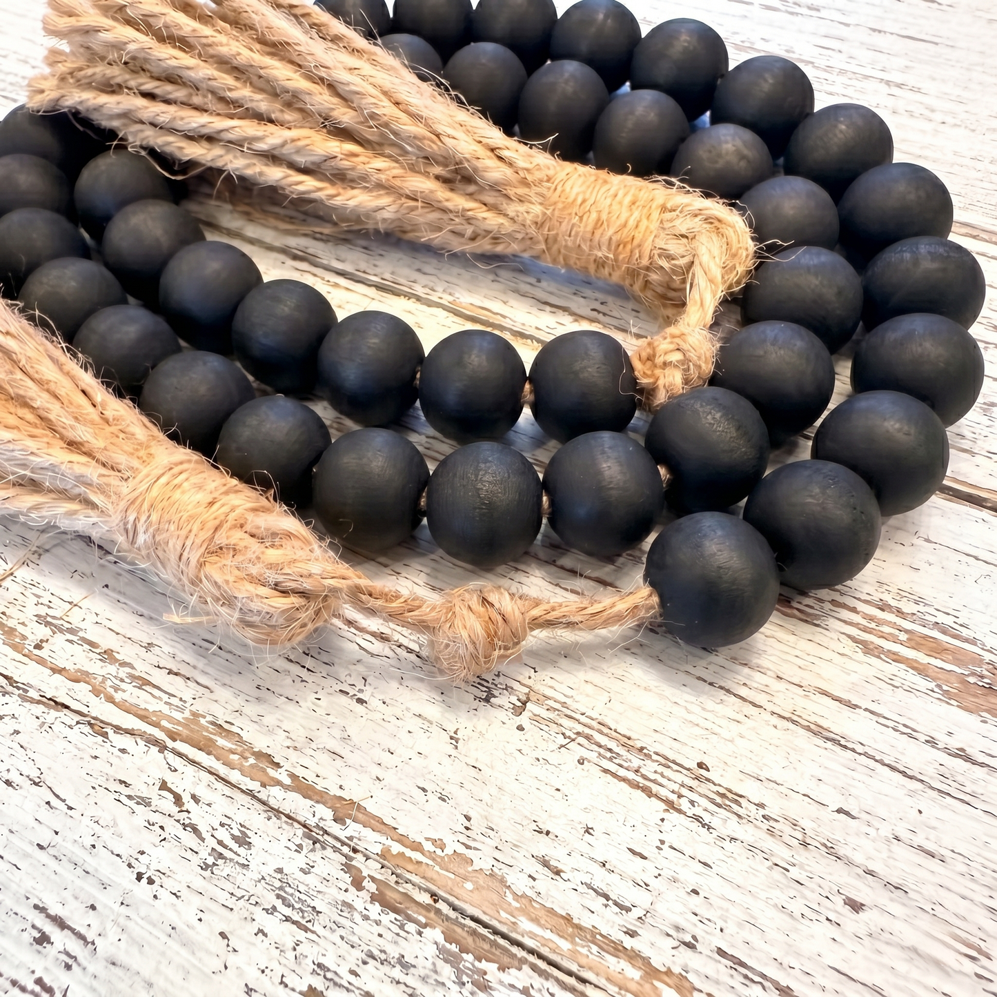 Black Wood Bead Garland Bunting Strand (3)