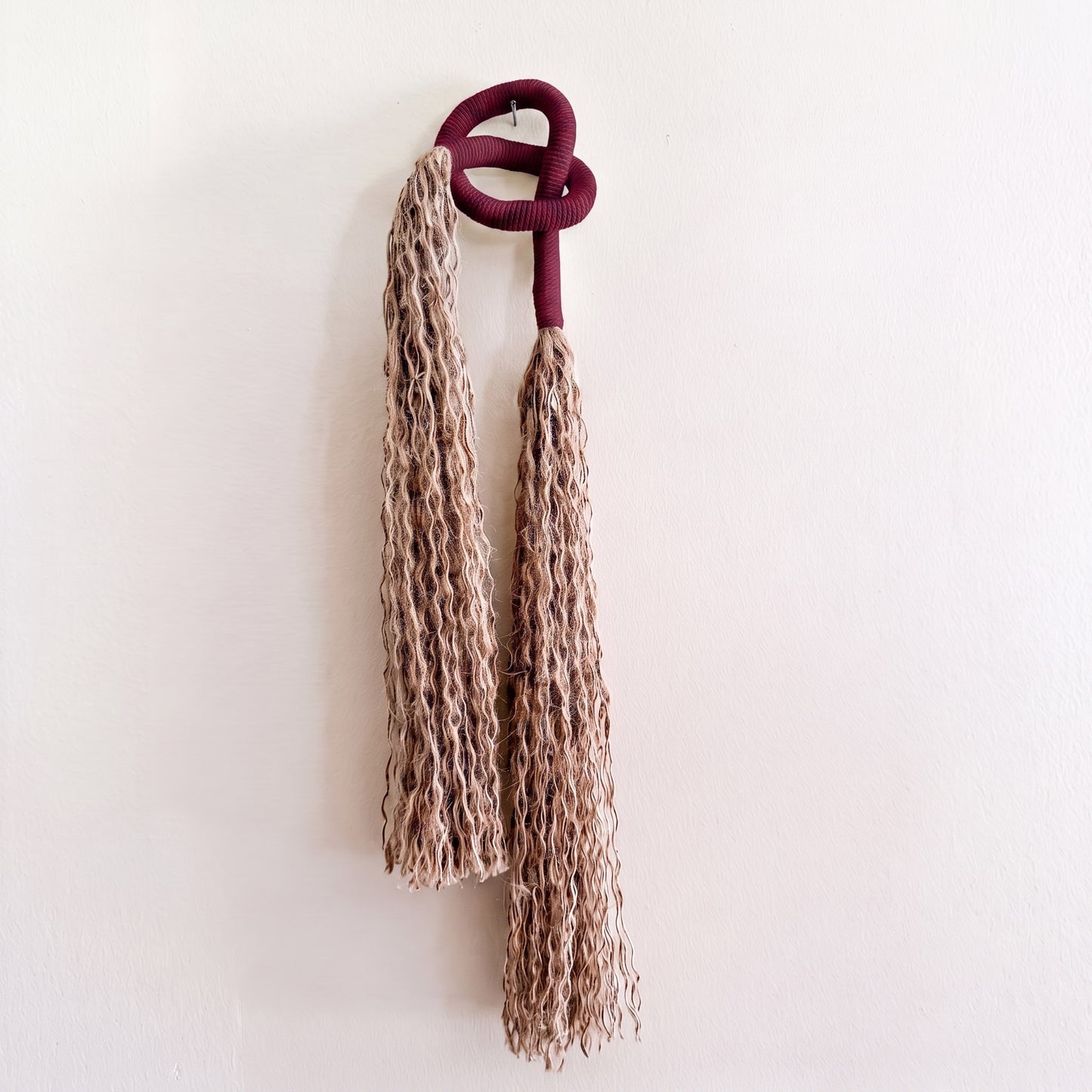 Minimalist Overhand Knot Macrame Wall Hanging – Textured Fiber Art Burgundy