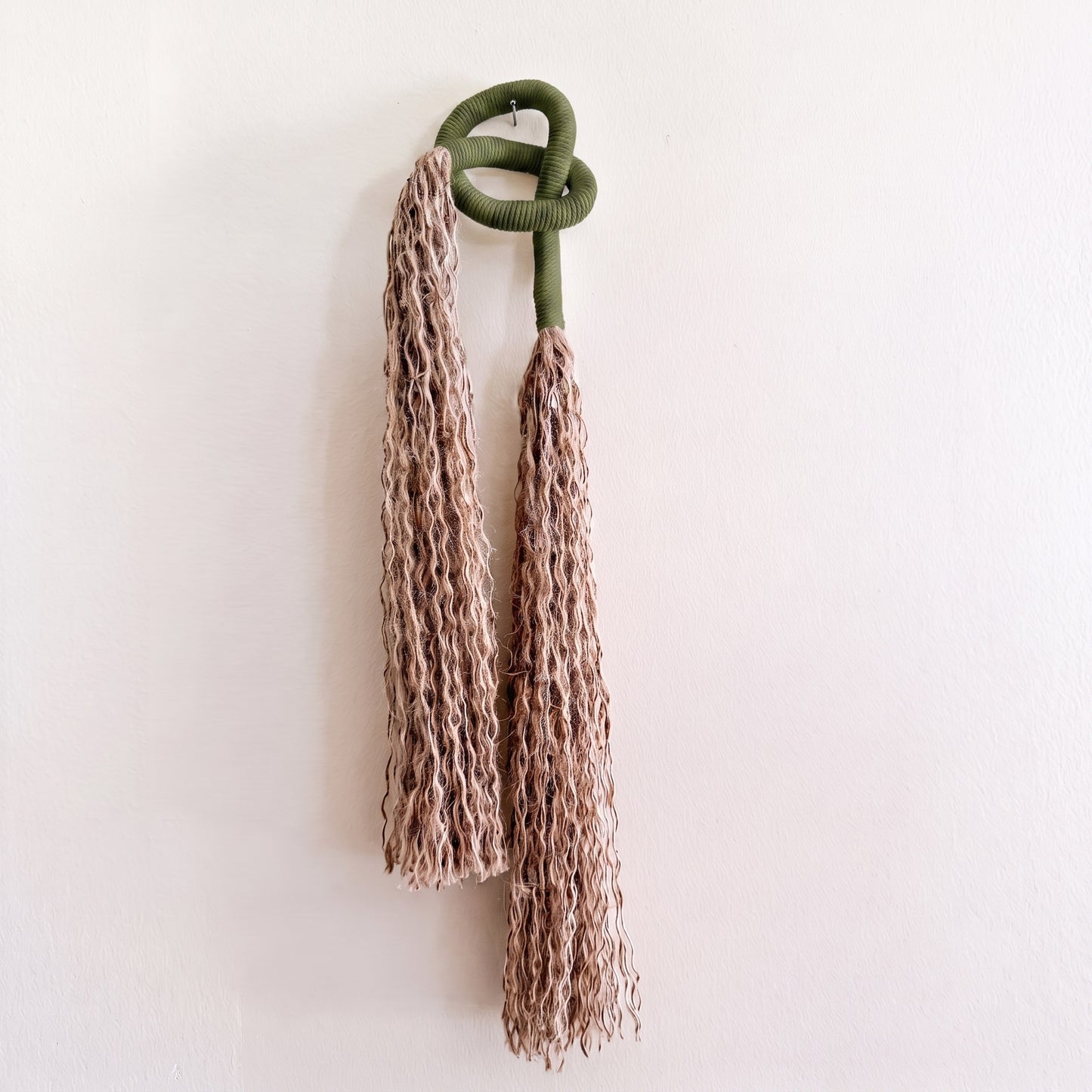 Minimalist Overhand Knot Macrame Wall Hanging – Textured Fiber Art Olive Green