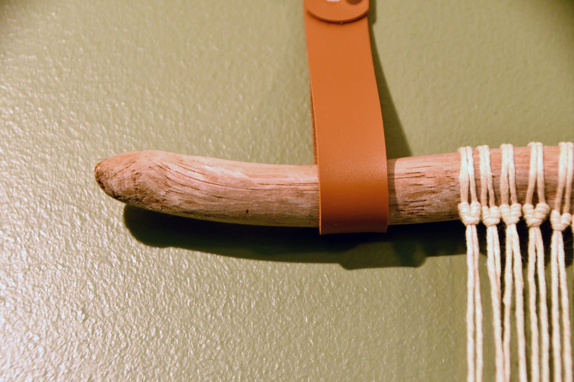 Modern Driftwood Macramé & Leather Wall Hanging 3