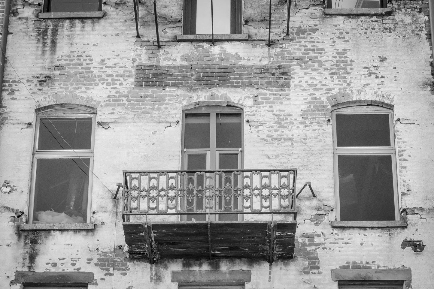 Architectural / Industrial / Cityscape Abstract Decor Old Iron Balcony River Street Savannah Ga 2 Loose Wall Art Print 